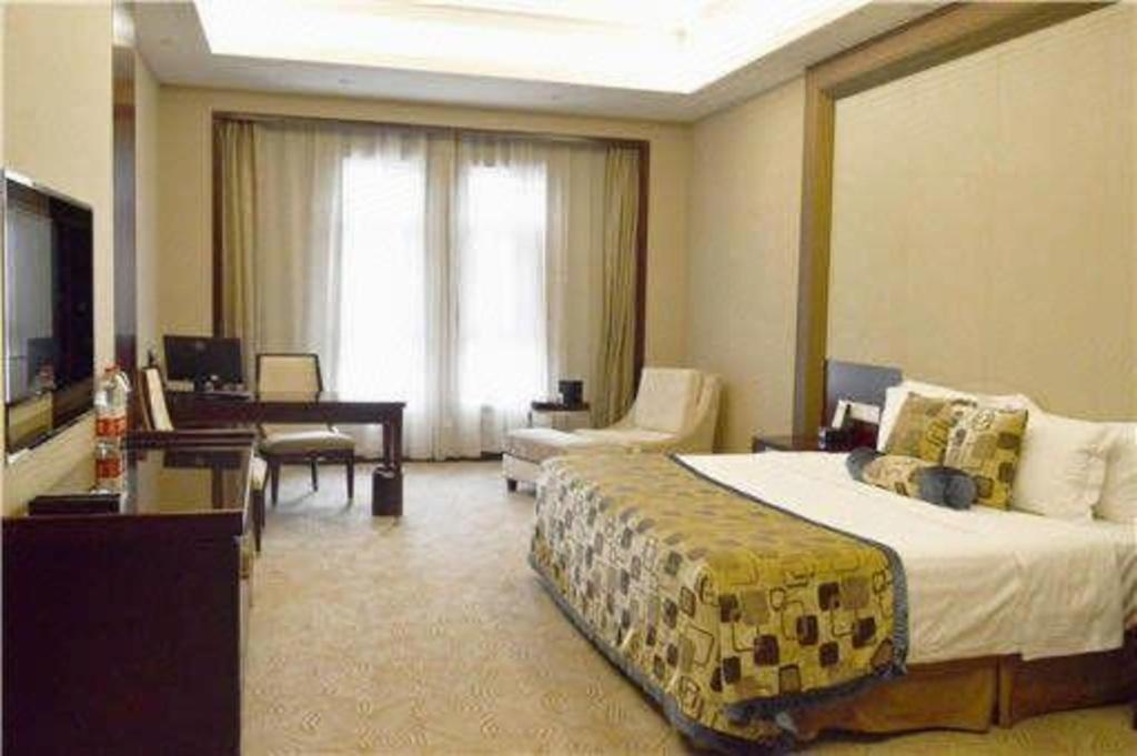 หลินยี่ บลู ฮอไรซัน อินเตอร์เนชั่นแนล โฮเต็ล ยี่เหอ Hotel หลินอี๋ ภายนอก รูปภาพ
