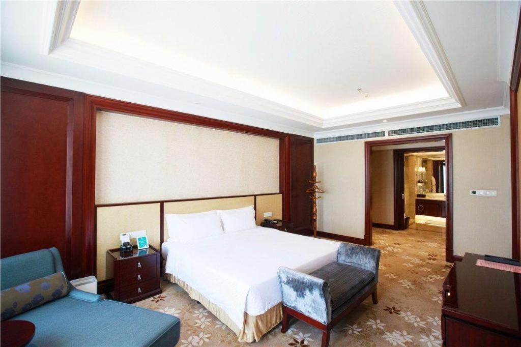 หลินยี่ บลู ฮอไรซัน อินเตอร์เนชั่นแนล โฮเต็ล ยี่เหอ Hotel หลินอี๋ ภายนอก รูปภาพ