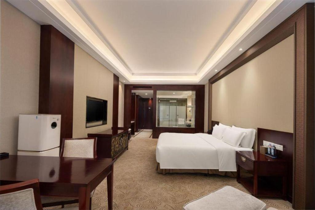 หลินยี่ บลู ฮอไรซัน อินเตอร์เนชั่นแนล โฮเต็ล ยี่เหอ Hotel หลินอี๋ ภายนอก รูปภาพ