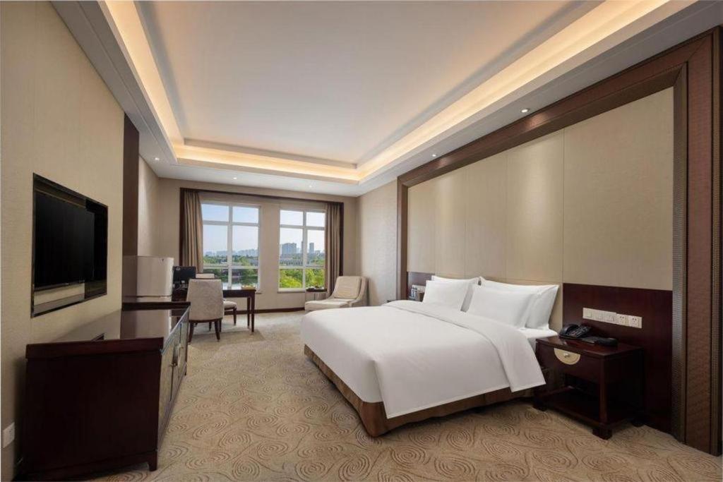 หลินยี่ บลู ฮอไรซัน อินเตอร์เนชั่นแนล โฮเต็ล ยี่เหอ Hotel หลินอี๋ ภายนอก รูปภาพ